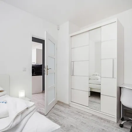 Stawowa Apartment *